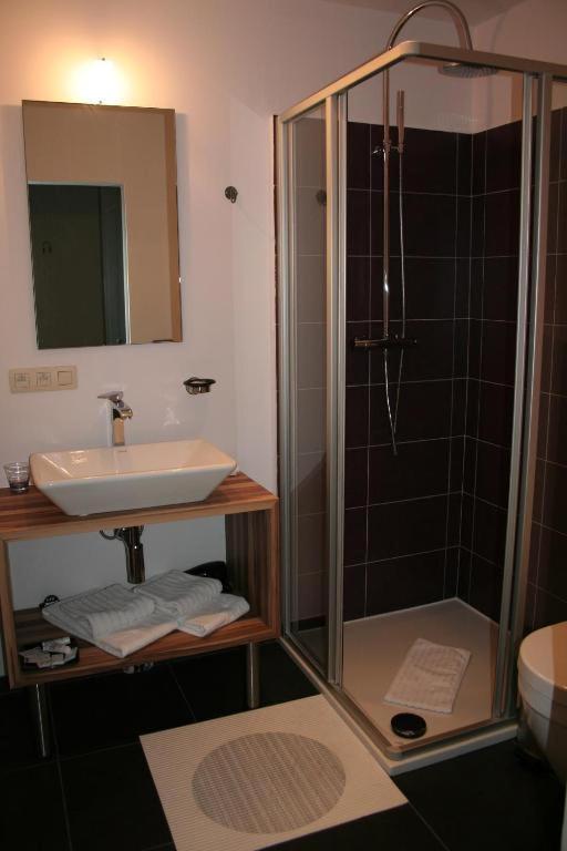 Hotel Carpinus Herent Bagian luar foto